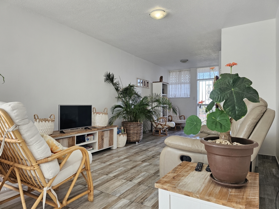 2 Bedroom Property for Sale in Elardus Park Gauteng