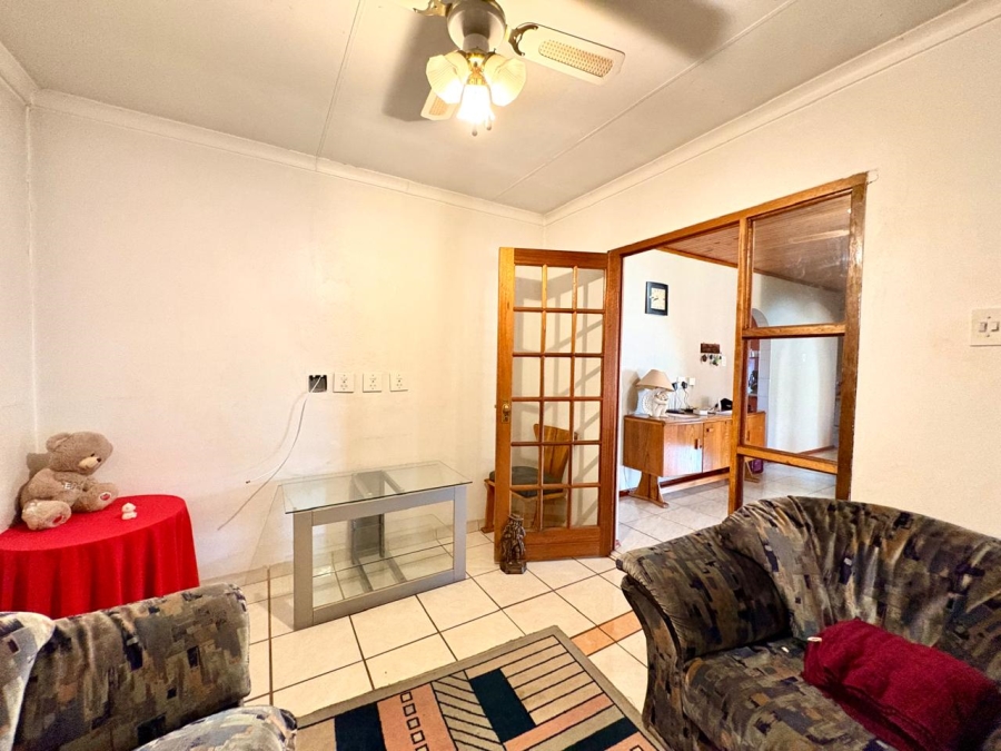 4 Bedroom Property for Sale in Dersley Gauteng