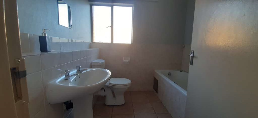 2 Bedroom Property for Sale in Birchleigh Gauteng