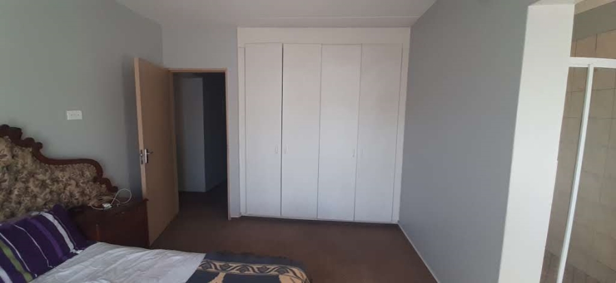 2 Bedroom Property for Sale in Birchleigh Gauteng