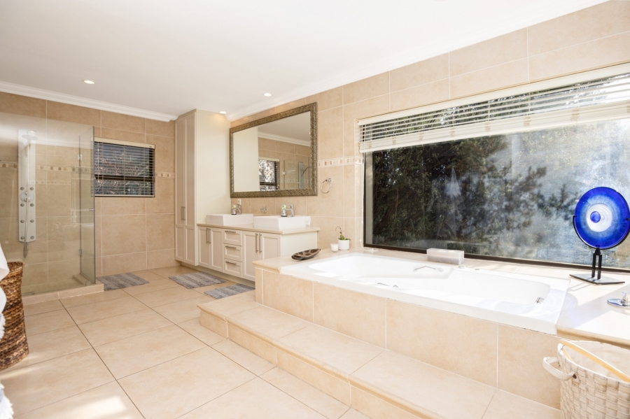 4 Bedroom Property for Sale in Dainfern Golf Estate Gauteng