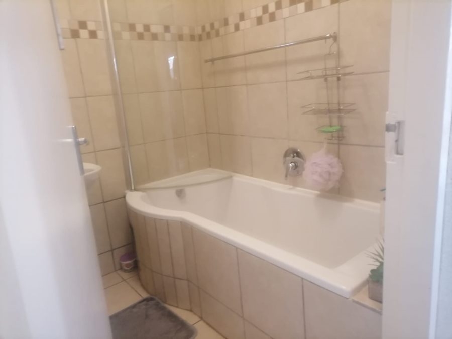 2 Bedroom Property for Sale in Leopard