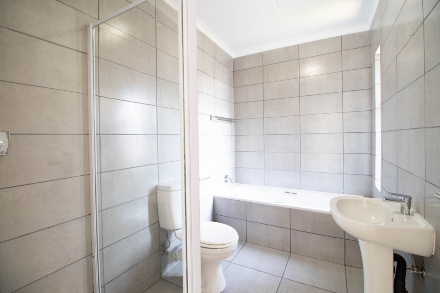 2 Bedroom Property for Sale in Pomona Gauteng