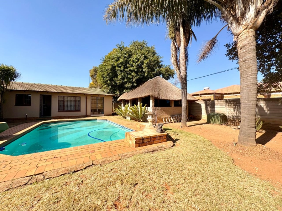 4 Bedroom Property for Sale in Dalpark Ext 1 Gauteng