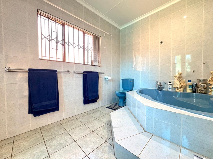 4 Bedroom Property for Sale in Dalpark Ext 1 Gauteng