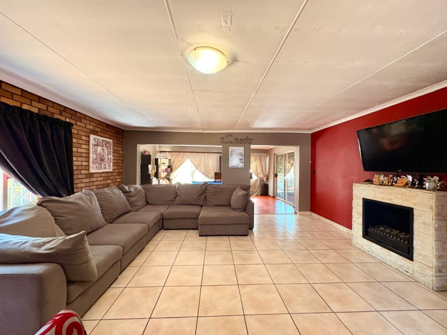 3 Bedroom Property for Sale in  Dalpark Ext 11 Gauteng