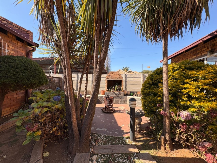 3 Bedroom Property for Sale in  Dalpark Ext 11 Gauteng