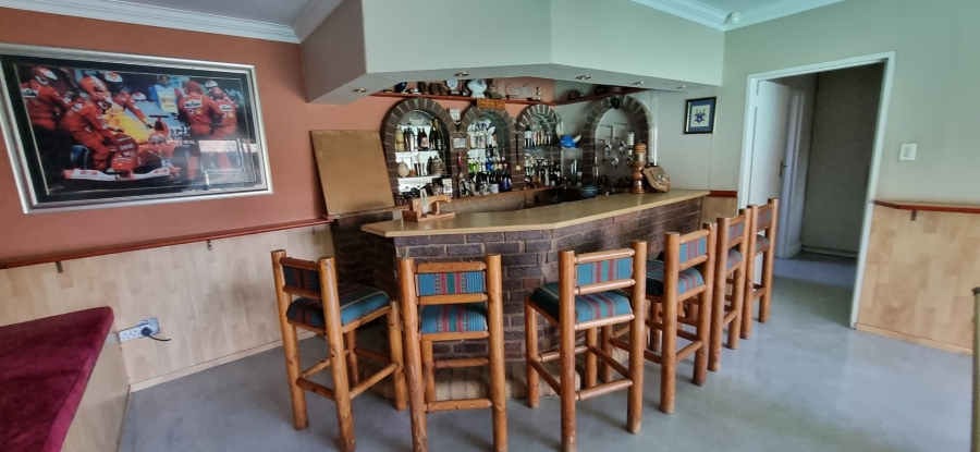 4 Bedroom Property for Sale in Brackendowns Gauteng