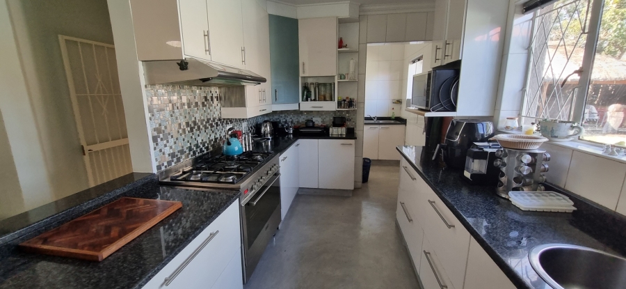 4 Bedroom Property for Sale in Brackendowns Gauteng