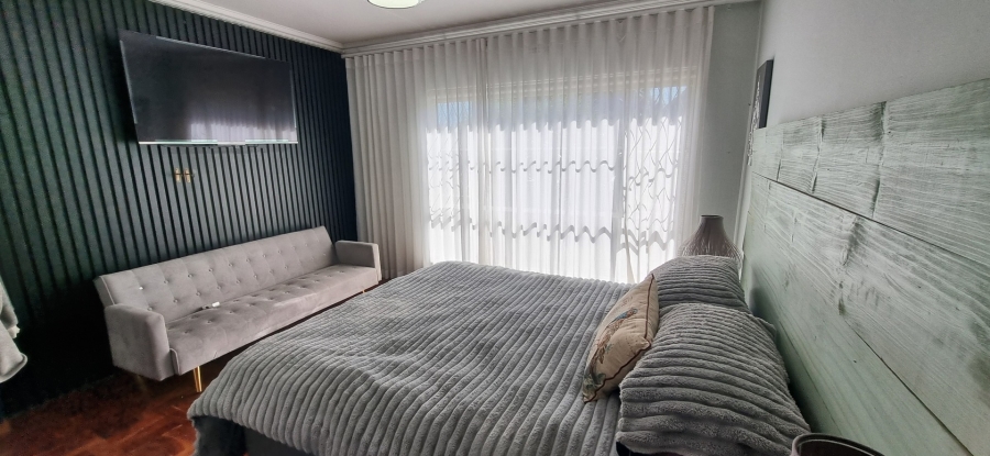 4 Bedroom Property for Sale in Brackendowns Gauteng