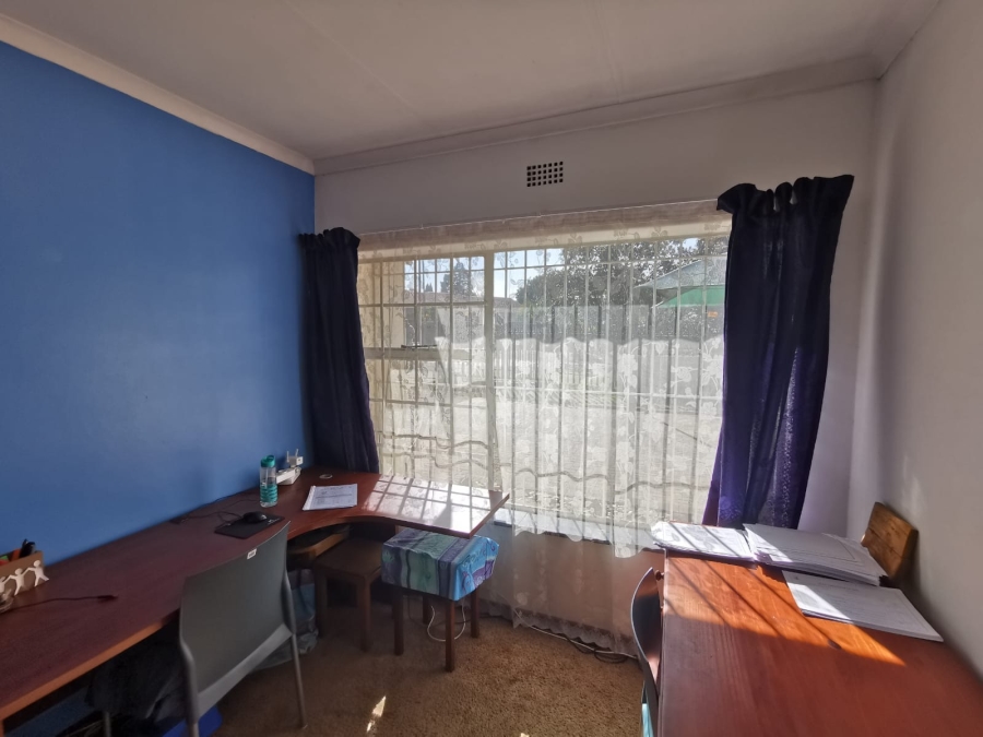 4 Bedroom Property for Sale in Brackendowns Gauteng