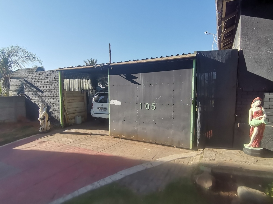 4 Bedroom Property for Sale in Anzac Gauteng