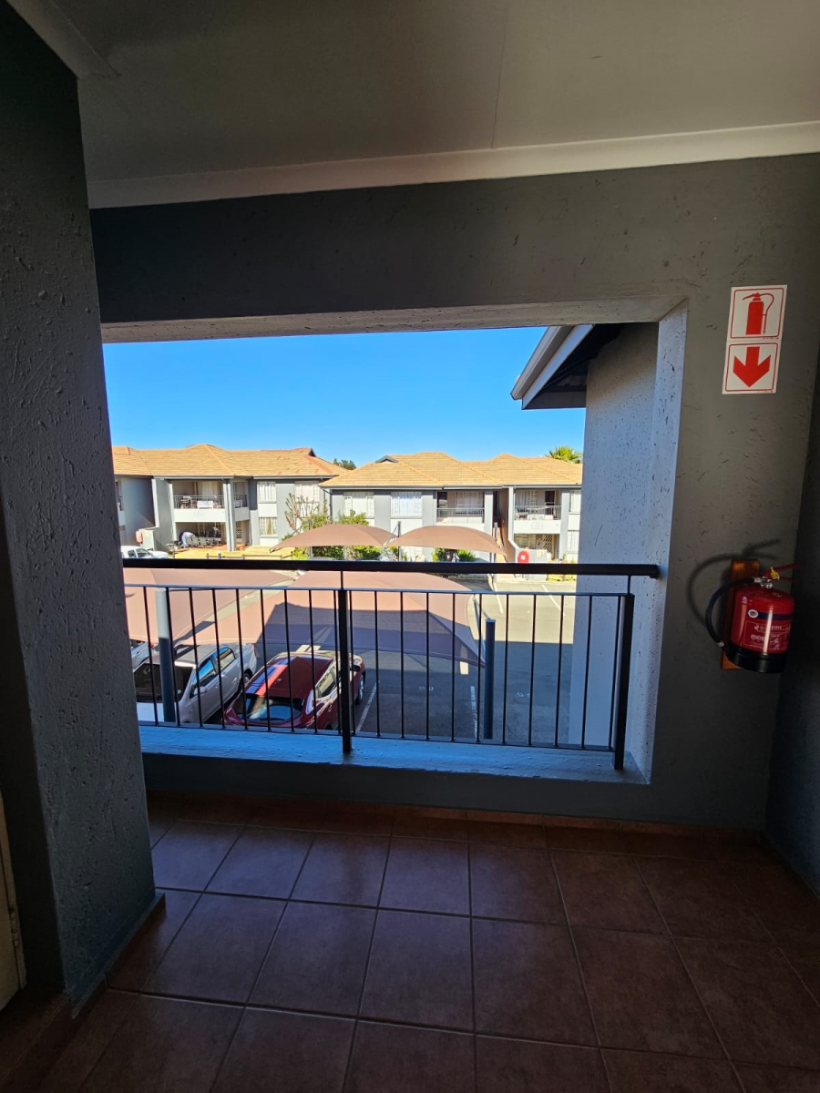 2 Bedroom Property for Sale in Rynfield A H Gauteng