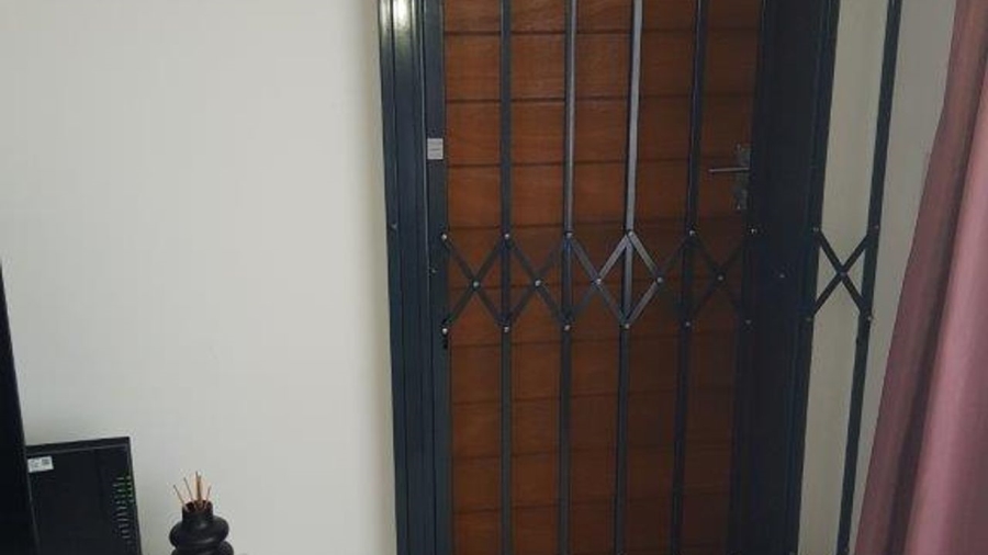 3 Bedroom Property for Sale in Monavoni Gauteng