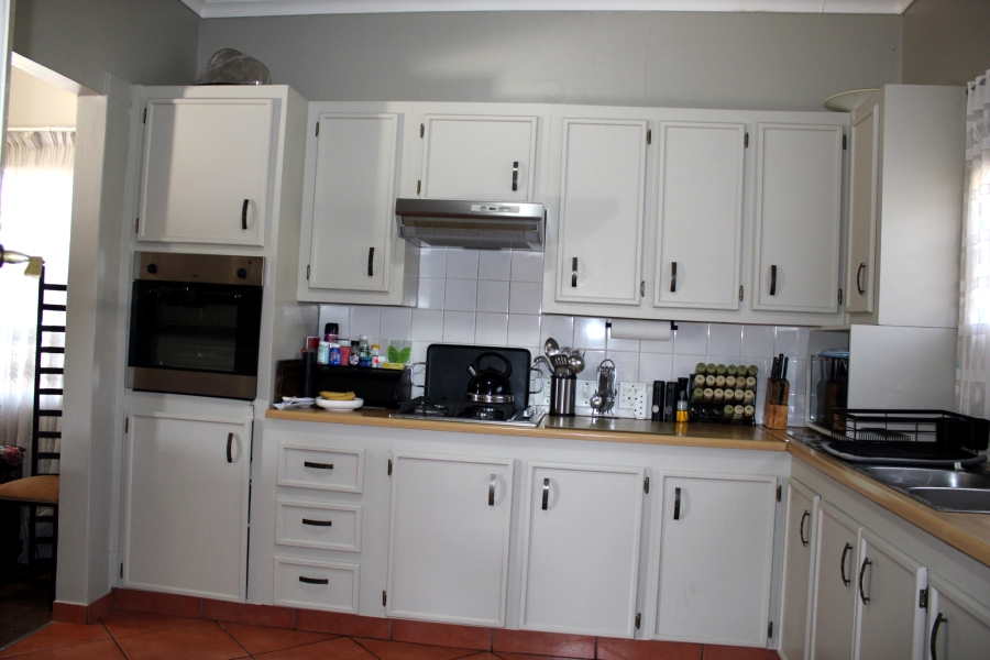 3 Bedroom Property for Sale in Primrose Hill Gauteng