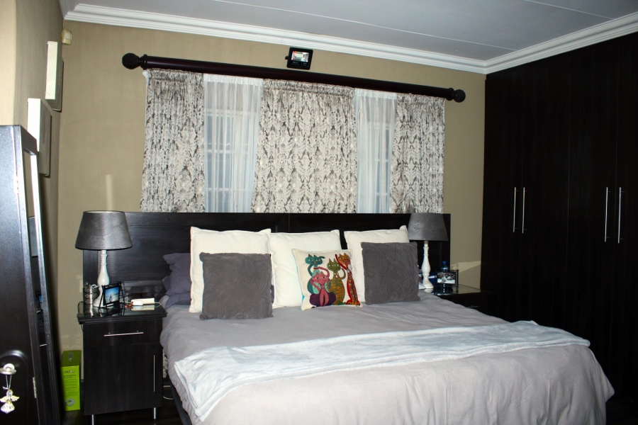 3 Bedroom Property for Sale in Primrose Hill Gauteng