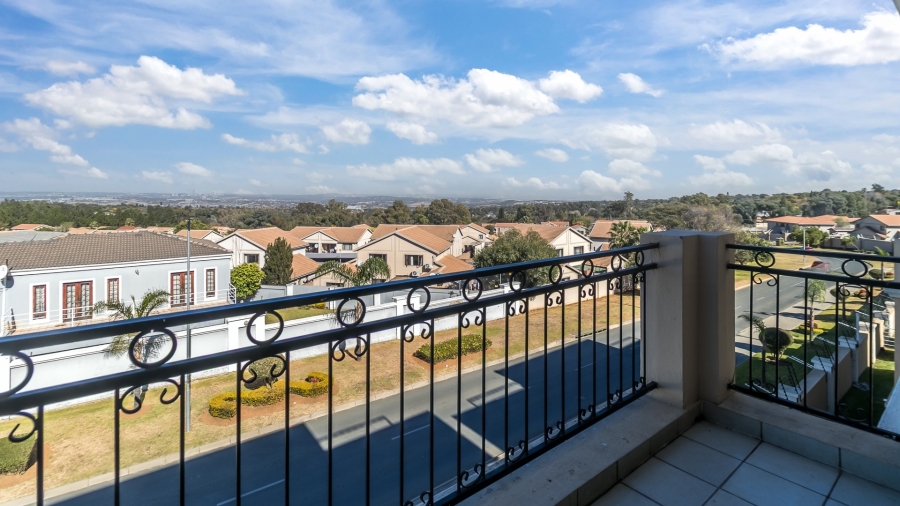 3 Bedroom Property for Sale in Carlswald Gauteng