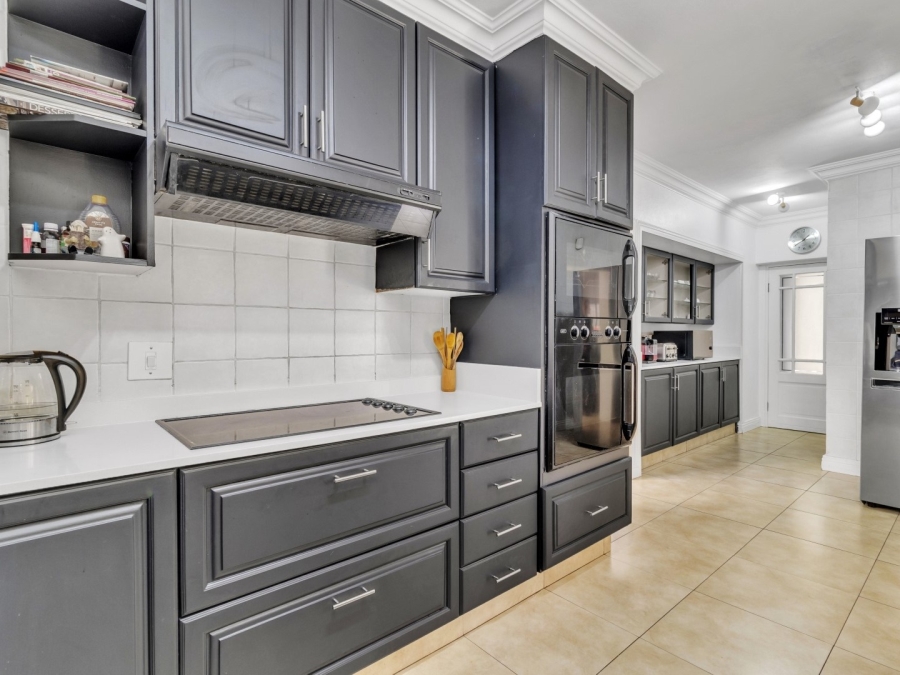 6 Bedroom Property for Sale in Dainfern Golf Estate Gauteng