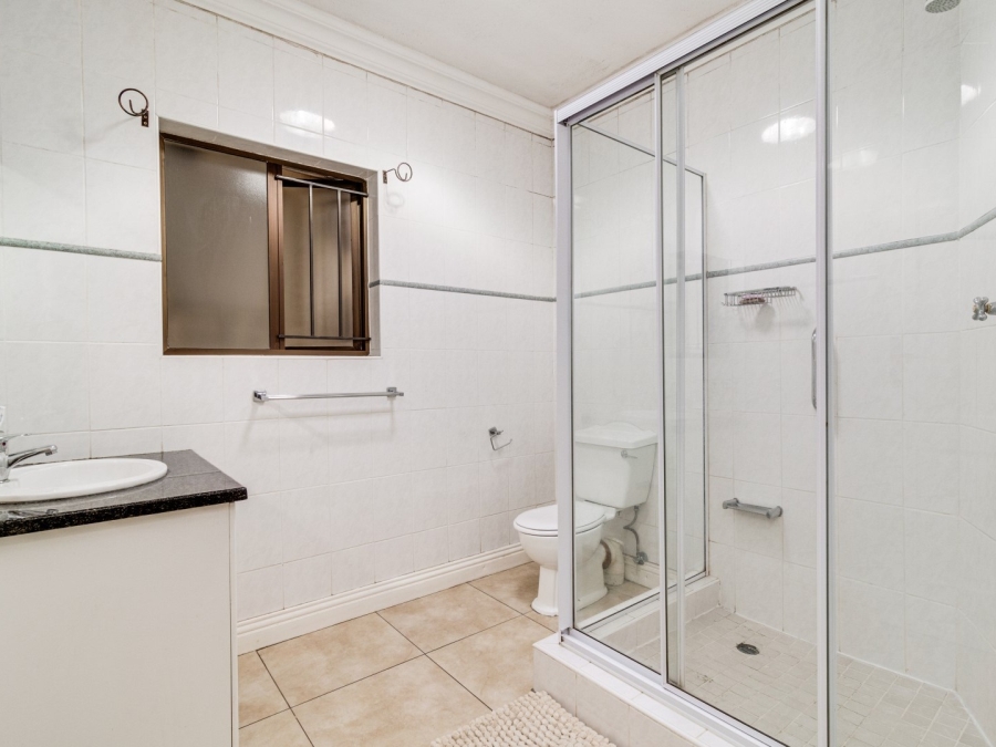 6 Bedroom Property for Sale in Dainfern Golf Estate Gauteng