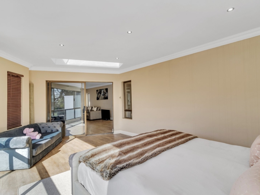 6 Bedroom Property for Sale in Dainfern Golf Estate Gauteng
