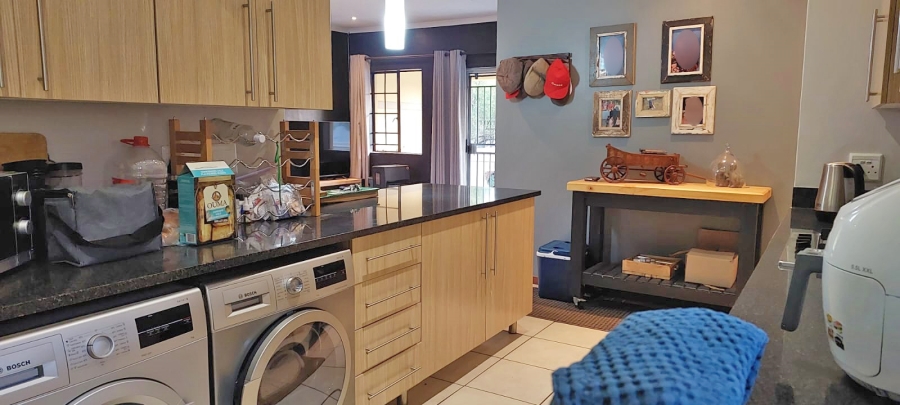 2 Bedroom Property for Sale in Mooikloof Ridge Gauteng