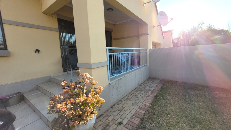 2 Bedroom Property for Sale in Mooikloof Ridge Gauteng