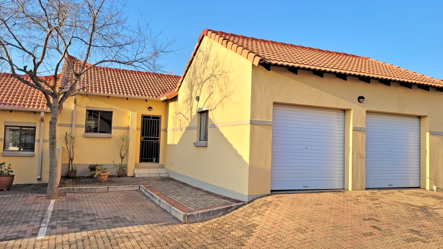 2 Bedroom Property for Sale in Mooikloof Ridge Gauteng