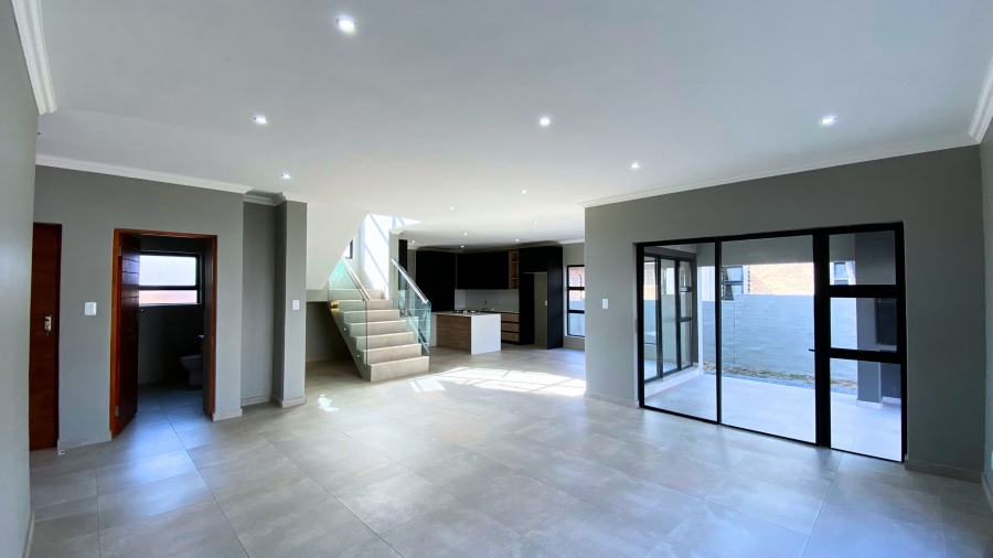 4 Bedroom Property for Sale in Roodepark Eco Estate Gauteng