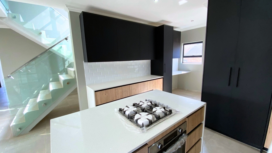 4 Bedroom Property for Sale in Roodepark Eco Estate Gauteng