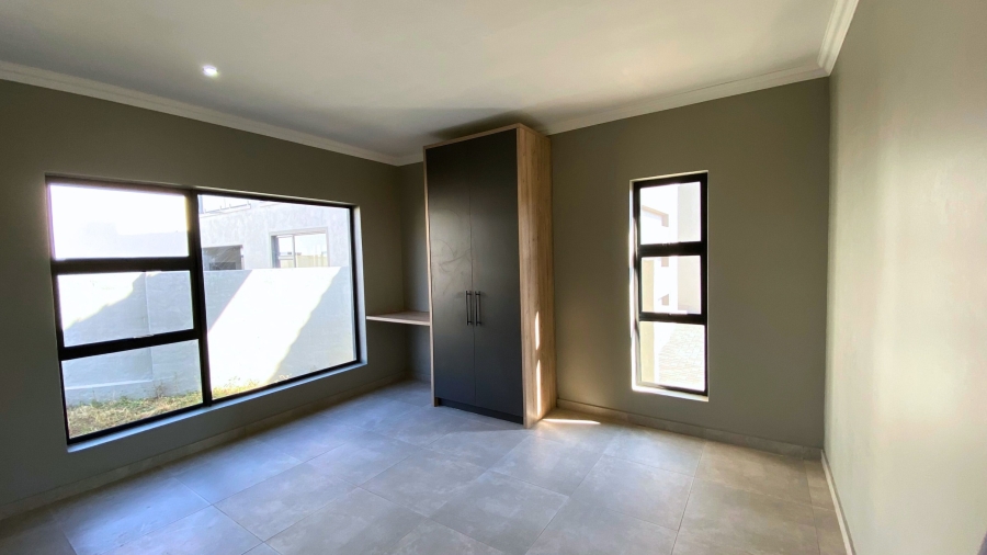 4 Bedroom Property for Sale in Roodepark Eco Estate Gauteng