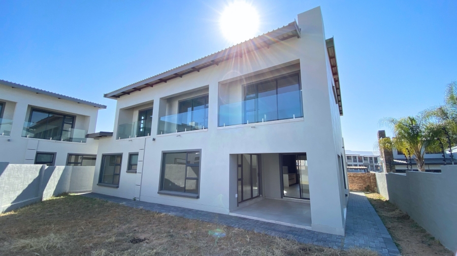 4 Bedroom Property for Sale in Roodepark Eco Estate Gauteng