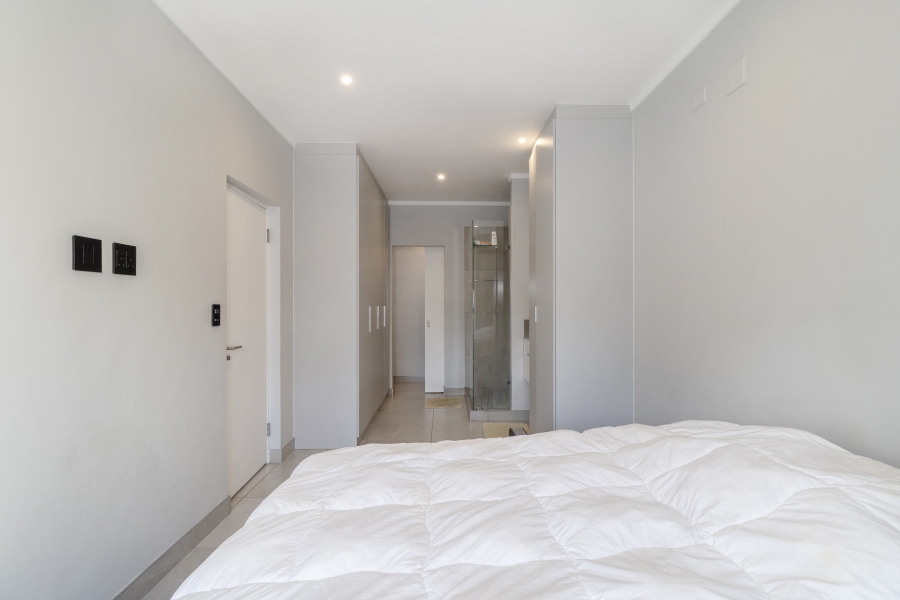 2 Bedroom Property for Sale in Nieuw Muckleneuk Gauteng