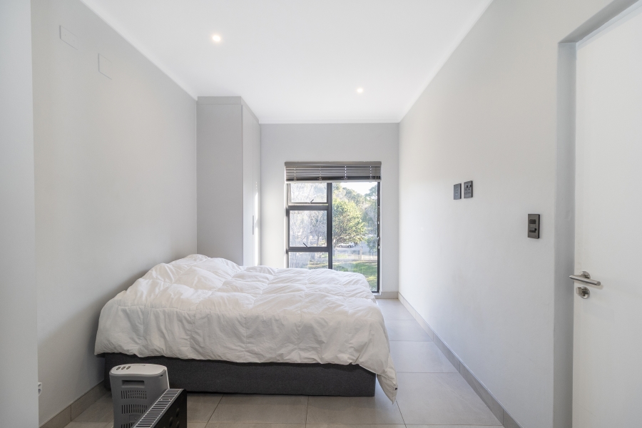 2 Bedroom Property for Sale in Nieuw Muckleneuk Gauteng