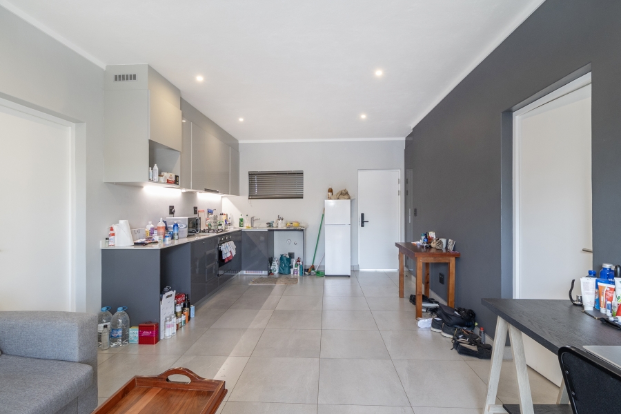 2 Bedroom Property for Sale in Nieuw Muckleneuk Gauteng