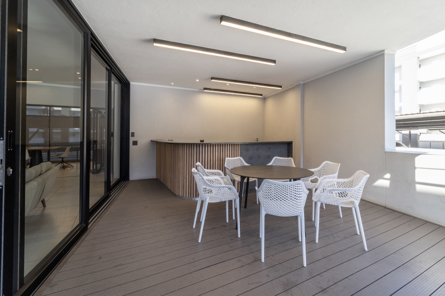 2 Bedroom Property for Sale in Nieuw Muckleneuk Gauteng