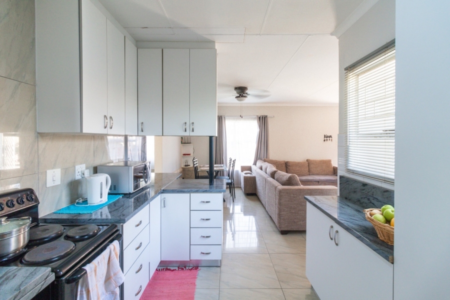 2 Bedroom Property for Sale in Pomona Gauteng