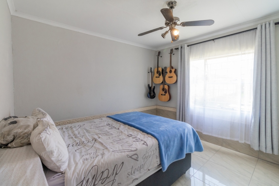 2 Bedroom Property for Sale in Pomona Gauteng