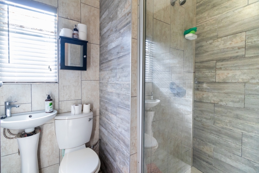 2 Bedroom Property for Sale in Pomona Gauteng