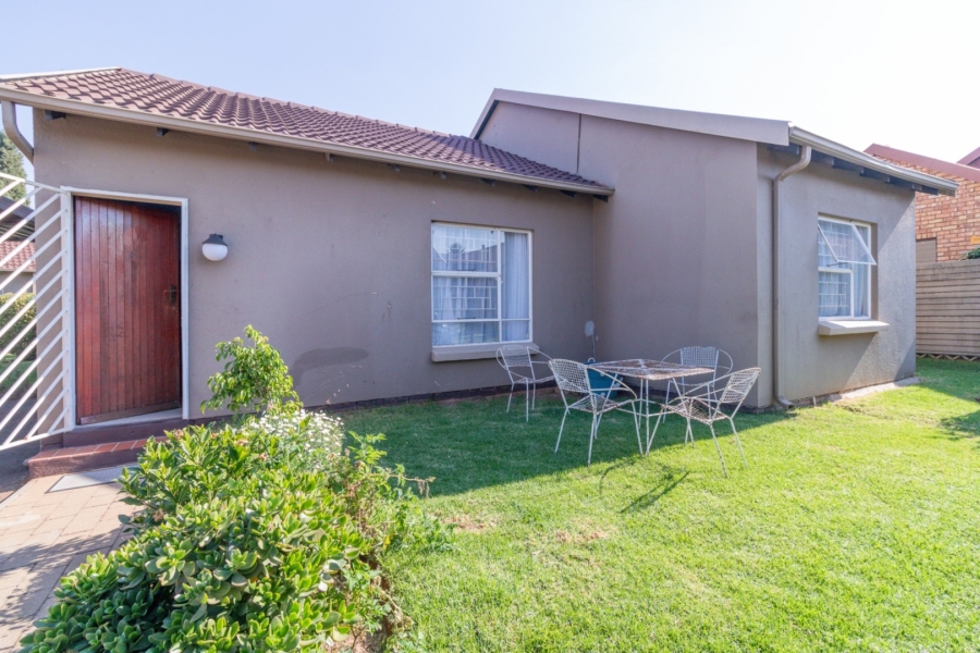 2 Bedroom Property for Sale in Pomona Gauteng