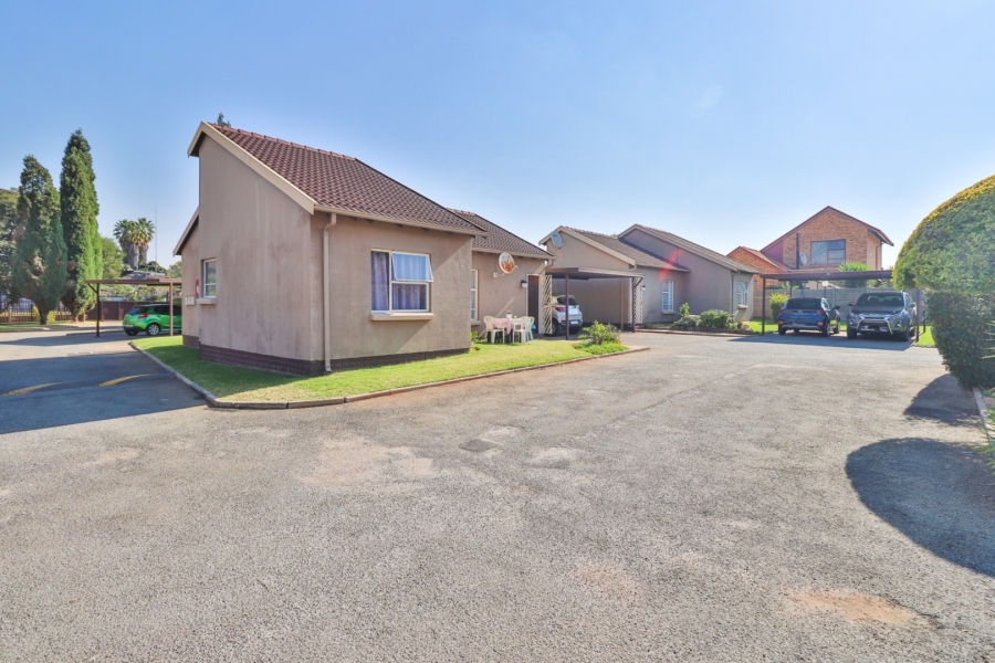 2 Bedroom Property for Sale in Pomona Gauteng