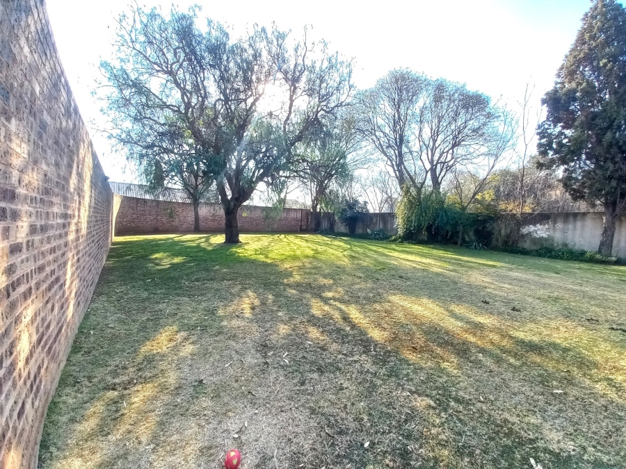 8 Bedroom Property for Sale in Rand Collieries Gauteng
