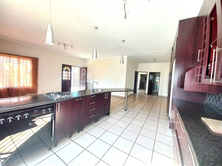 8 Bedroom Property for Sale in Rand Collieries Gauteng