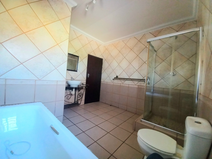 8 Bedroom Property for Sale in Rand Collieries Gauteng