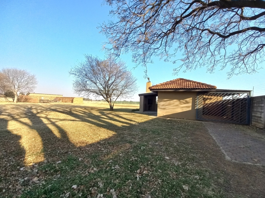 8 Bedroom Property for Sale in Rand Collieries Gauteng