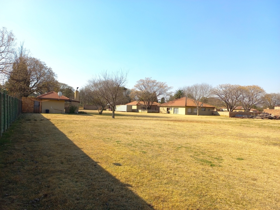 8 Bedroom Property for Sale in Rand Collieries Gauteng