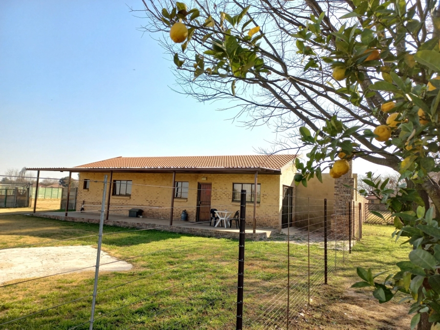 8 Bedroom Property for Sale in Rand Collieries Gauteng