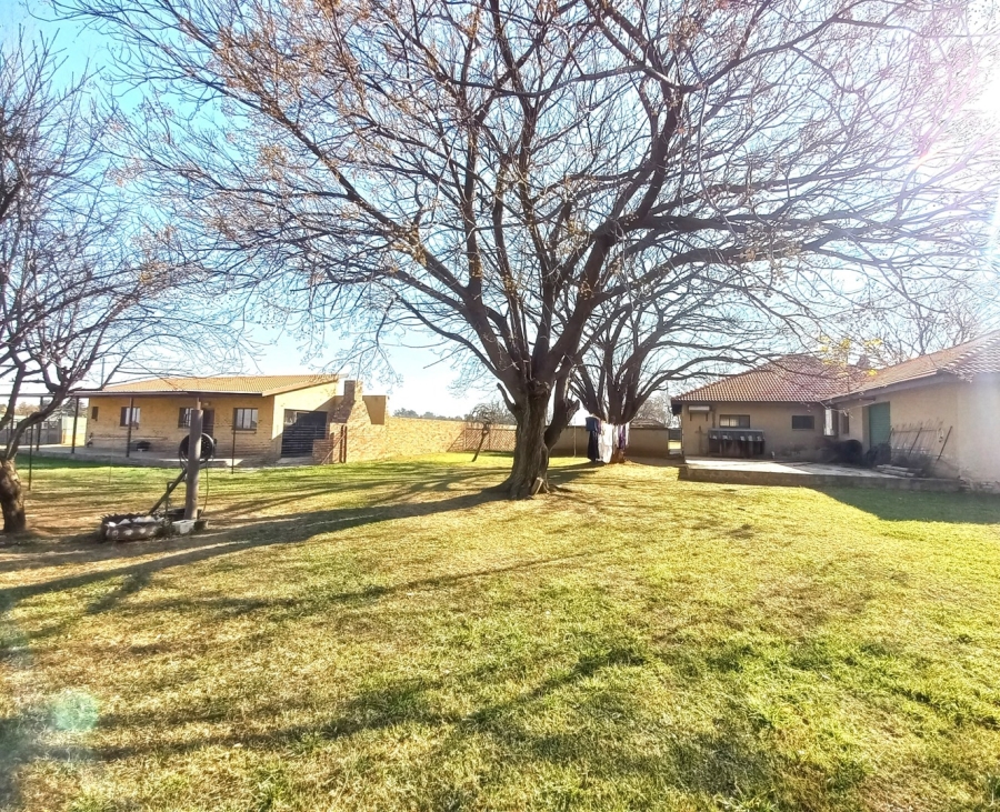 8 Bedroom Property for Sale in Rand Collieries Gauteng