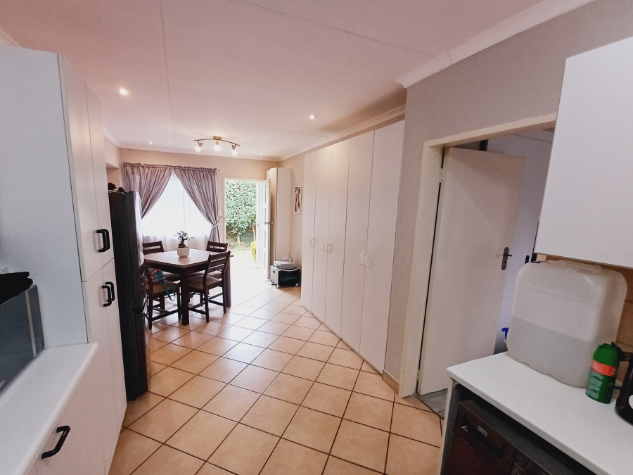 2 Bedroom Property for Sale in Erasmuskloof Gauteng