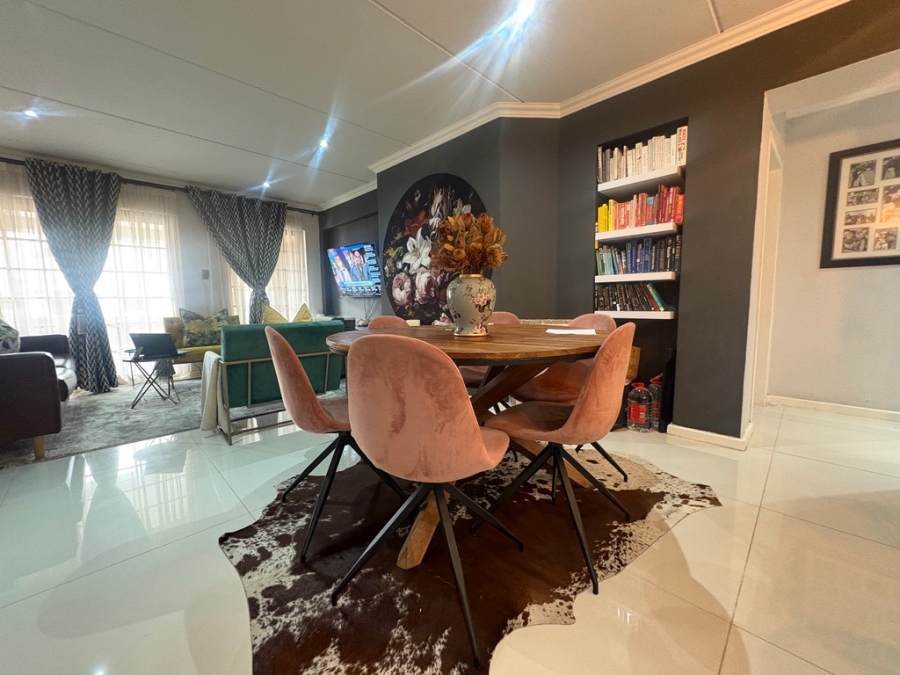 2 Bedroom Property for Sale in Hyde Park Gauteng