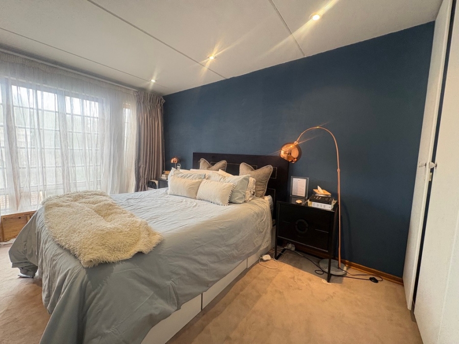 2 Bedroom Property for Sale in Hyde Park Gauteng
